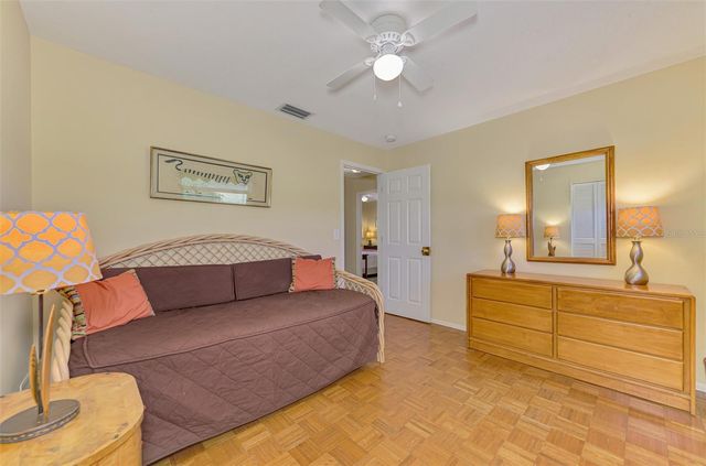 1290 LAKESIDE DRIVE, Venice, FL 34293