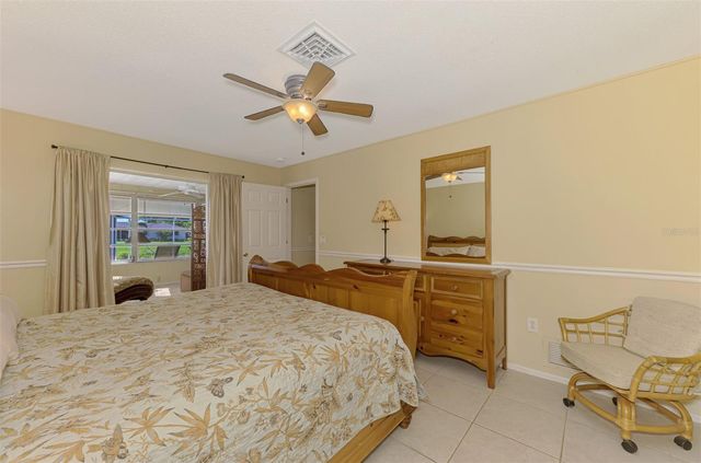 1290 LAKESIDE DRIVE, Venice, FL 34293