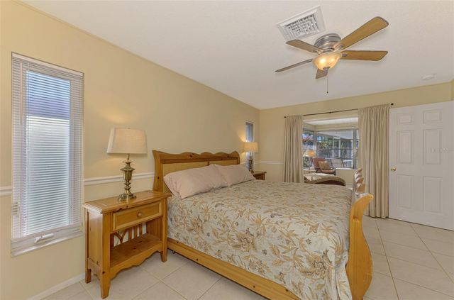 1290 LAKESIDE DRIVE, Venice, FL 34293