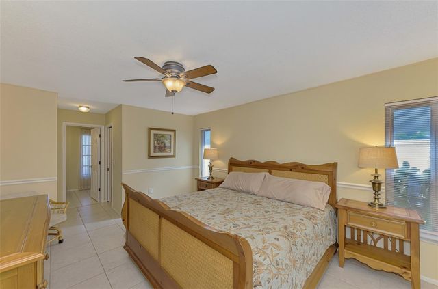 1290 LAKESIDE DRIVE, Venice, FL 34293