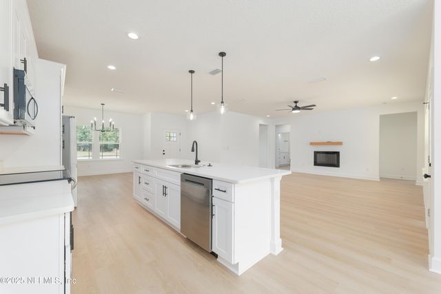 6203 KENNADY Lane, Macclenny, FL 32063