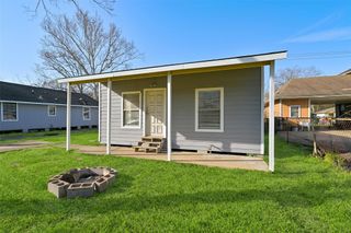 1905 9th Street B, Galena Park, TX 77547