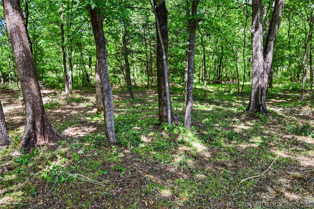 15585 N Lost City Road, Hulbert, OK 74441