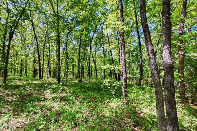 15585 N Lost City Road, Hulbert, OK 74441