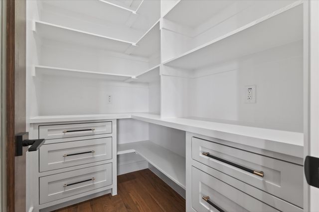 4945 County Road 1098, Celeste, TX 75423