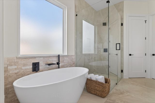 4945 County Road 1098, Celeste, TX 75423