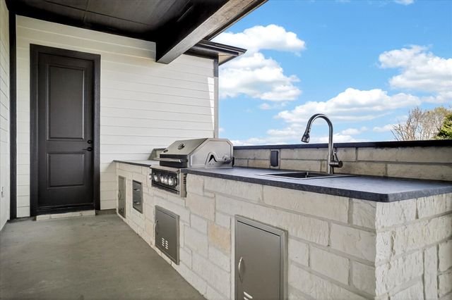 4945 County Road 1098, Celeste, TX 75423