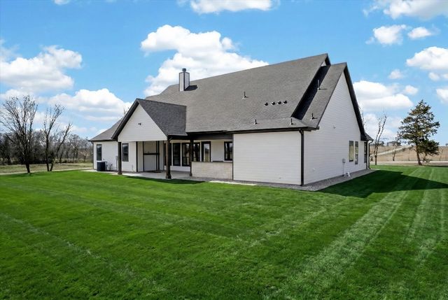 4945 County Road 1098, Celeste, TX 75423