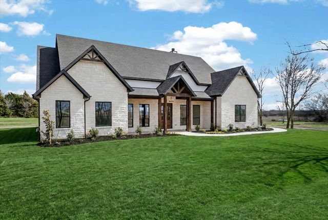 4945 County Road 1098, Celeste, TX 75423