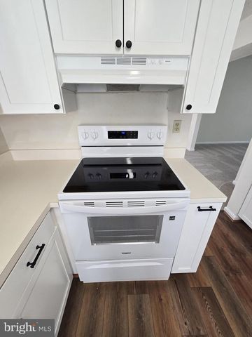 4054 COTTONTOP CT, Waldorf, MD 20603
