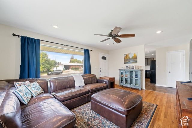 1856 N ALDER ST, Layton, UT 84041