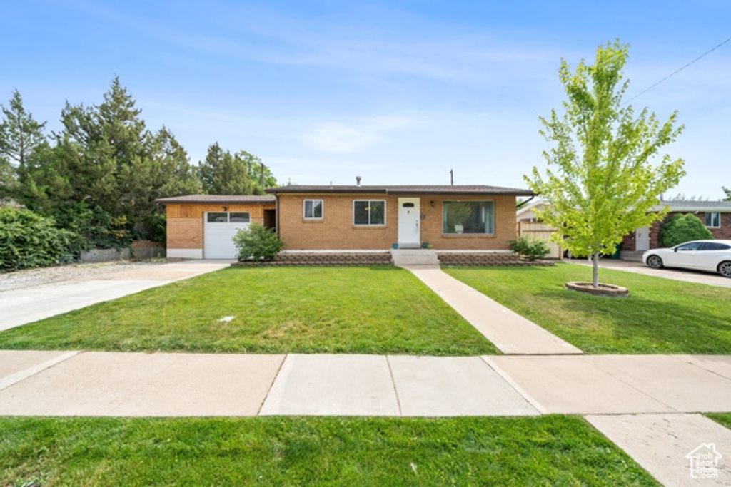 1856 N ALDER ST, Layton, UT 84041
