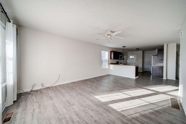 1109 Fairwood Avenue, Columbus, OH 43206