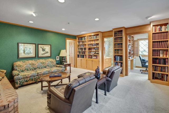 6607 MAY HOLLOW CV, Memphis, TN 38119