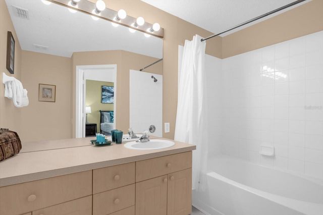 2323 SILVER PALM DRIVE, Kissimmee, FL 34747