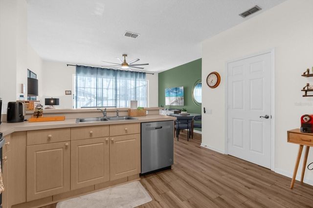 2323 SILVER PALM DRIVE, Kissimmee, FL 34747