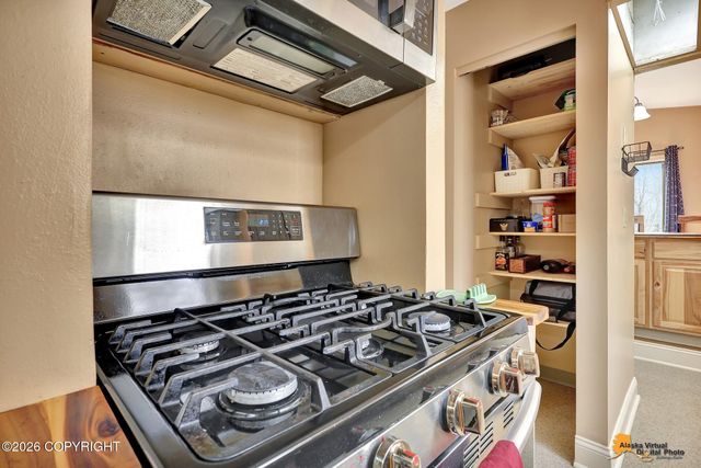 3860 N Engstrom Road, Wasilla, AK 99654