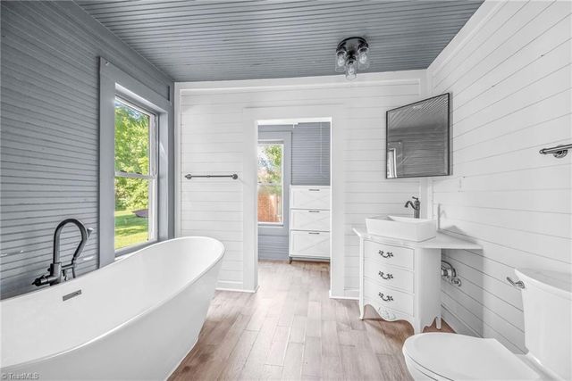 1028 Gladstone Road, Mocksville, NC 27028
