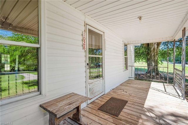 1028 Gladstone Road, Mocksville, NC 27028