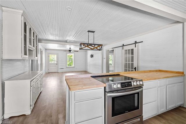 1028 Gladstone Road, Mocksville, NC 27028