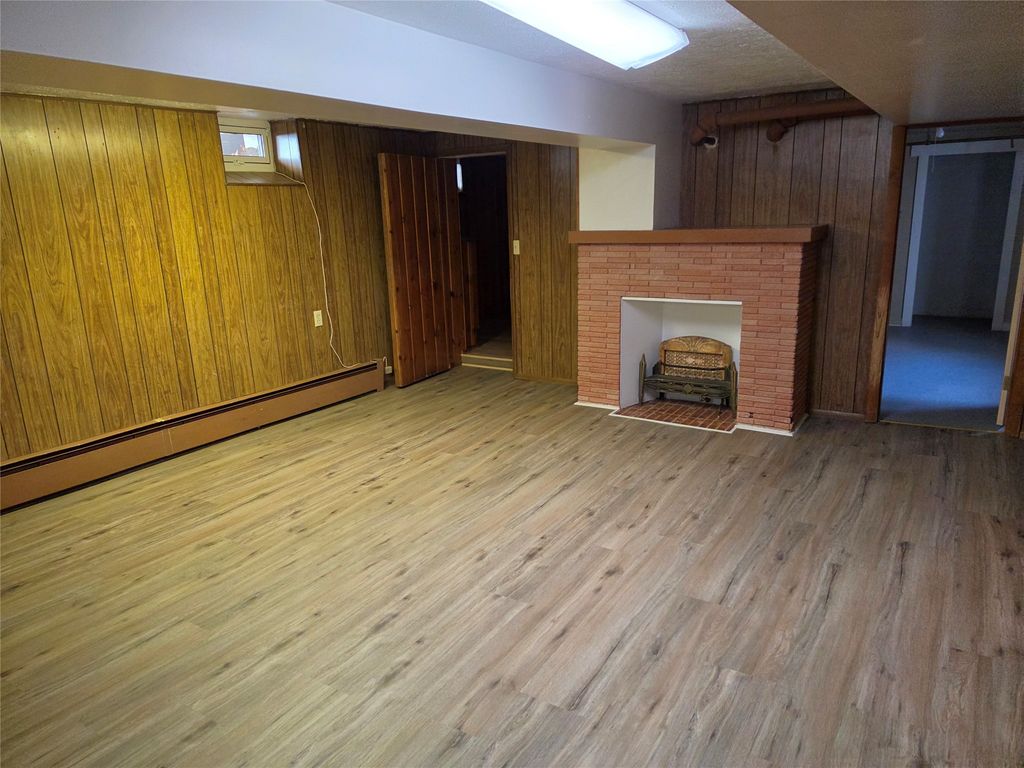 2217 8th Avenue N, Great Falls, MT 59401 photo 3