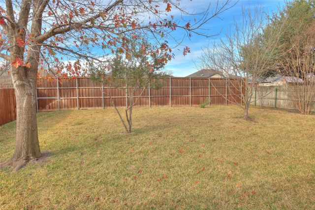 6018 Flat Wood Lane, Arlington, TX 76018
