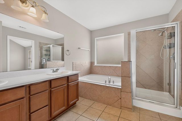 130 Canterbury DR, Austin, TX 78737