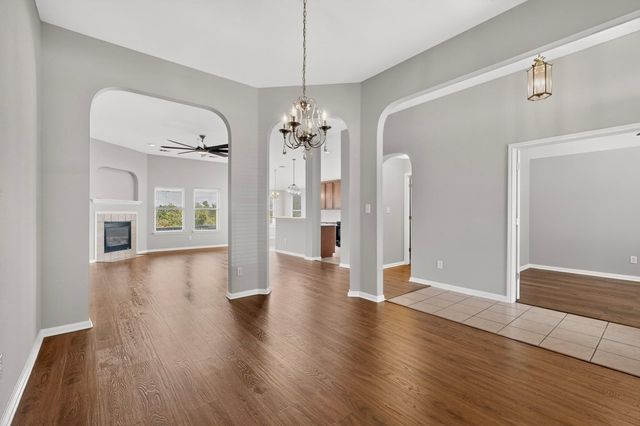 130 Canterbury DR, Austin, TX 78737