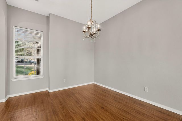 130 Canterbury DR, Austin, TX 78737