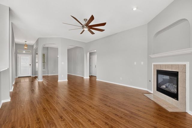 130 Canterbury DR, Austin, TX 78737