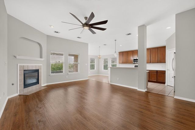 130 Canterbury DR, Austin, TX 78737