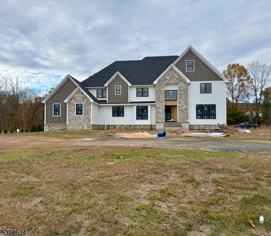 5 Brookside Dr, Warren Twp., NJ 07059