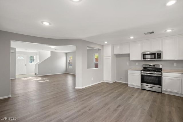 654 Loughton Street, Las Vegas, NV 89178