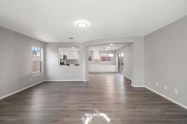 654 Loughton Street, Las Vegas, NV 89178