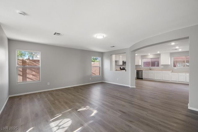 654 Loughton Street, Las Vegas, NV 89178