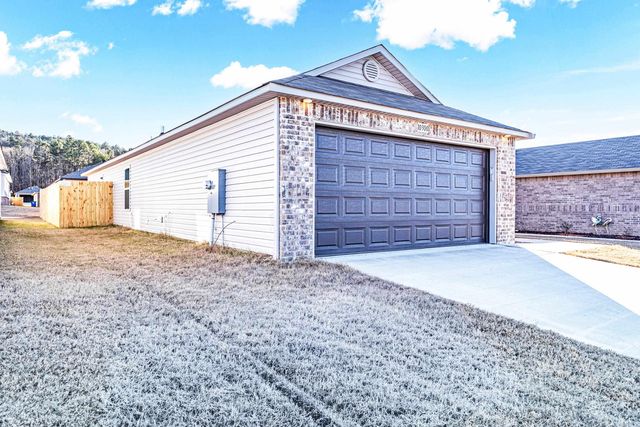 10300 Debbie Lane, North Little Rock, AR 72113