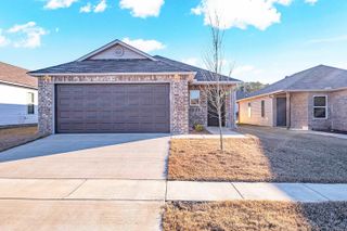 10300 Debbie Lane, North Little Rock, AR 72113