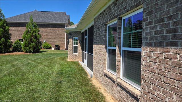 8365 Tralee Road, Clemmons, NC 27012