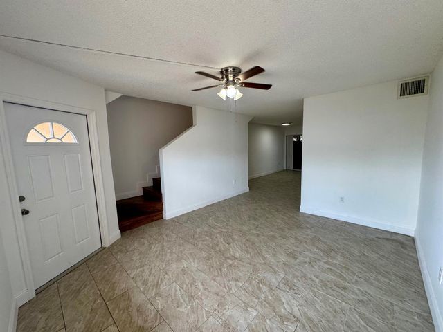 3662 SW 59th Avenue 2, Davie, FL 33314