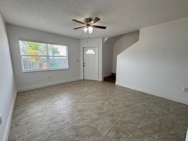 3662 SW 59th Avenue 2, Davie, FL 33314