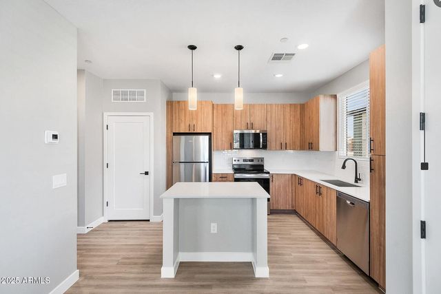 17365 W Lower Buckeye Road, Goodyear, AZ 85338