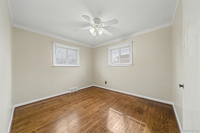 8031 Pardee Road, Taylor, MI 48180