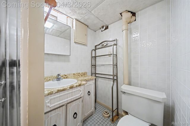 8031 Pardee Road, Taylor, MI 48180