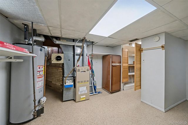 8031 Pardee Road, Taylor, MI 48180