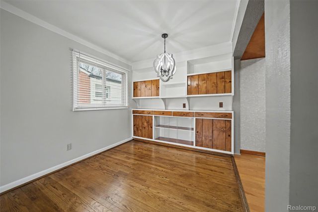 8031 Pardee Road, Taylor, MI 48180