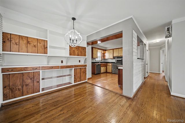 8031 Pardee Road, Taylor, MI 48180