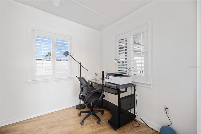 117 AURORA STREET E, Venice, FL 34285