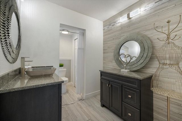 117 AURORA STREET E, Venice, FL 34285