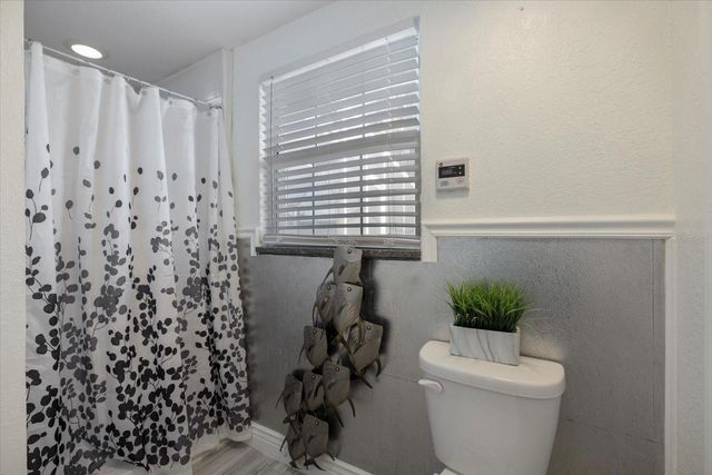 117 AURORA STREET E, Venice, FL 34285