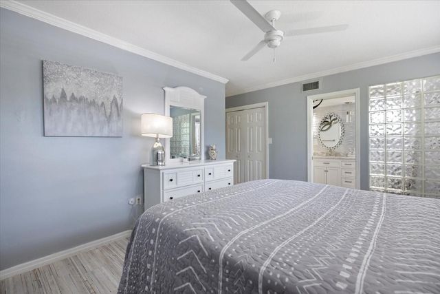 117 AURORA STREET E, Venice, FL 34285